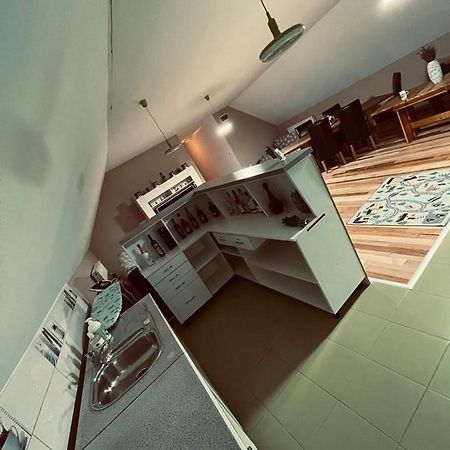 Casa Verde Foeni Bagian luar foto